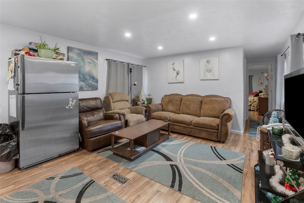 1717 Wyoming St unit 3, Missoula, MT 59801 - photo 1