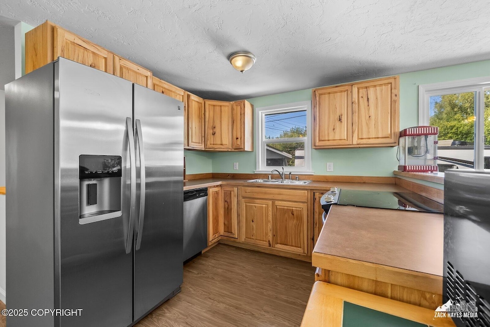 Pending $350,000 • Co-Listing Agent
