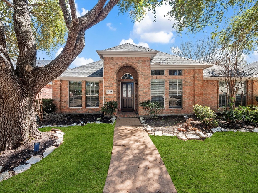 8914 Cade Dr, Houston, TX 77095 - photo 1