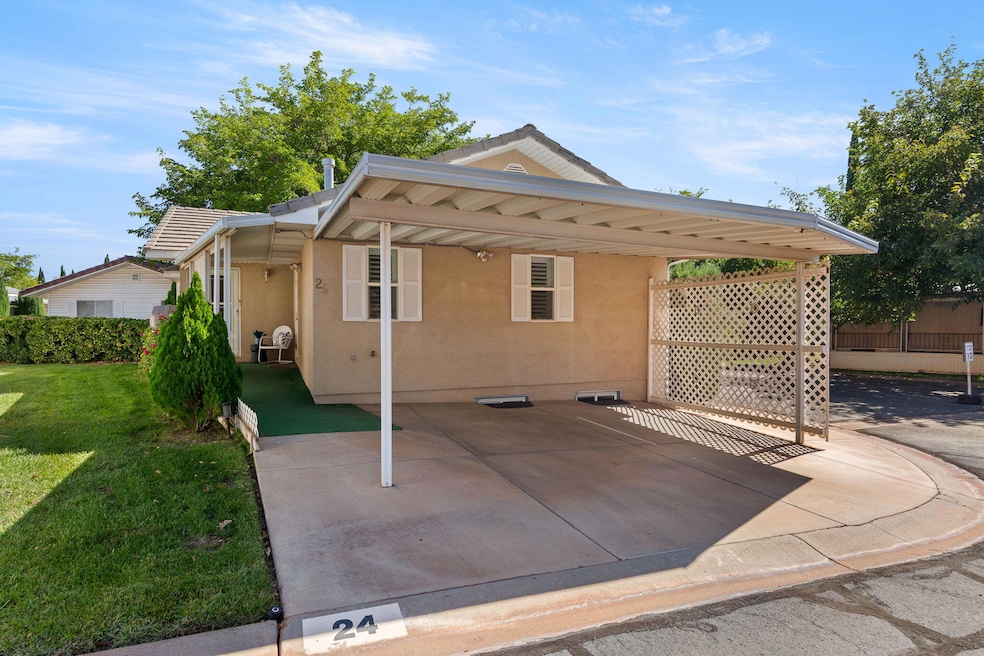 180 N 1100 E unit 24, Washington, UT 84780 - photo 1