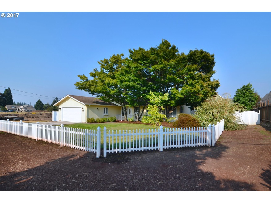 3387 Gilham Rd, Eugene, OR 97408 - photo 1