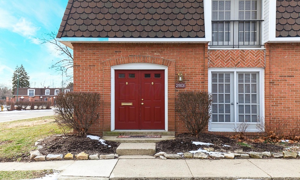 2801 Chateau Circle-1