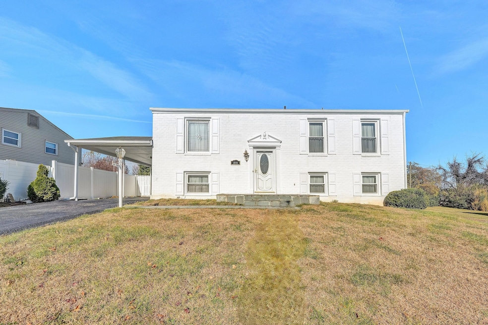 1801 Franwill Ave NW, Roanoke, VA 24017 - photo 1