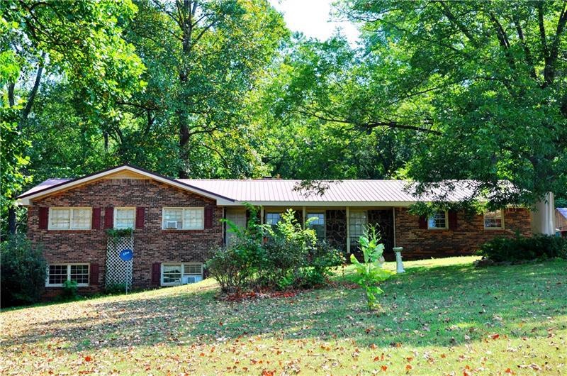 987 Dee Kennedy Rd, Auburn, GA 30011 - photo 1