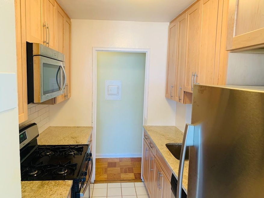 225 St Pauls Ave unit 9C, Jersey City, NJ 07306 - photo 1