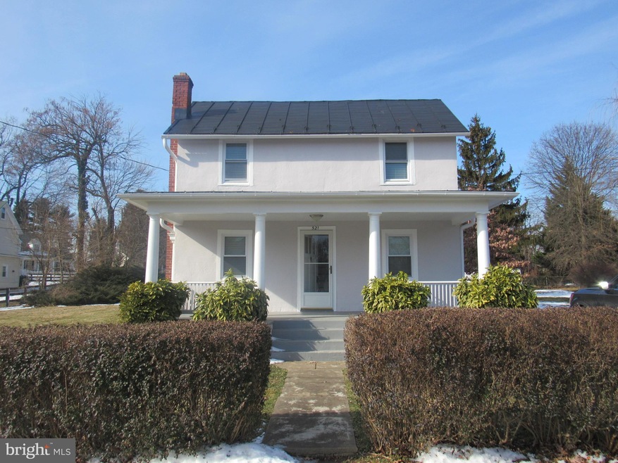 521 S 11th St, Purcellville, VA 20132 - photo 1