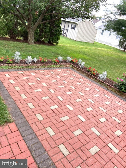 4480 Green Tree Rd, Reading, PA 19606 - photo 1