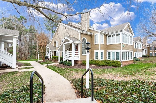 4631 Four Seasons Terrace unit B, Glen Allen, VA 23060 - photo 1