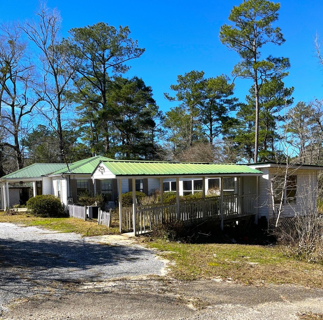 2061 GMC Lane