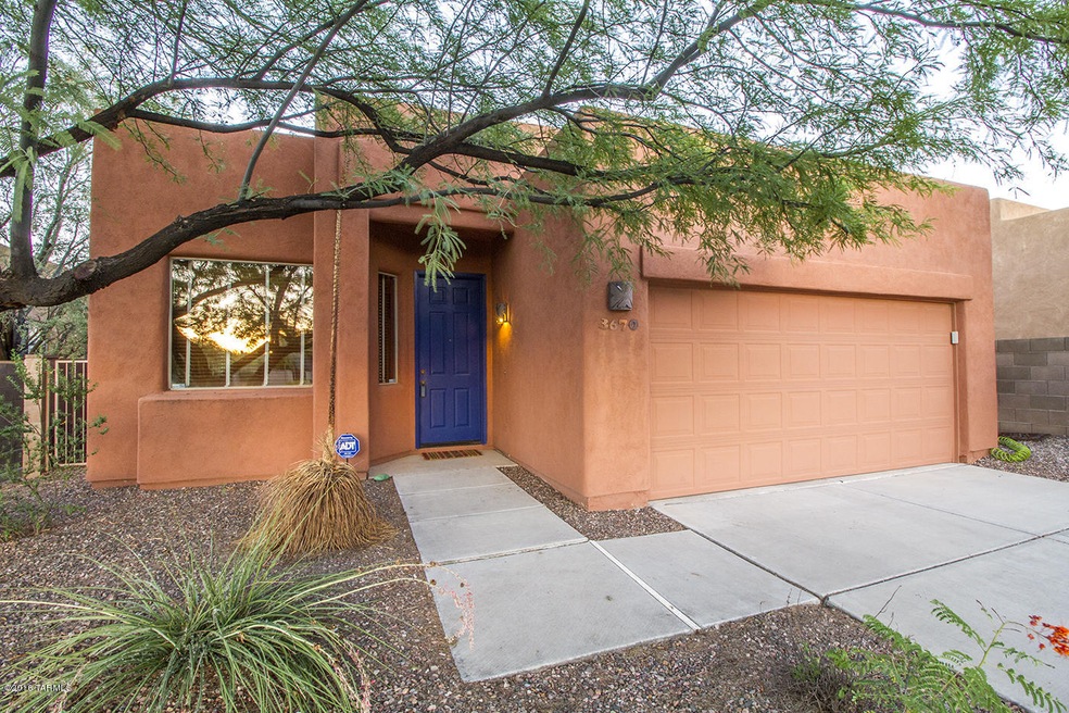 3670 N Sunterra Ct, Tucson, AZ 85719 - photo 1