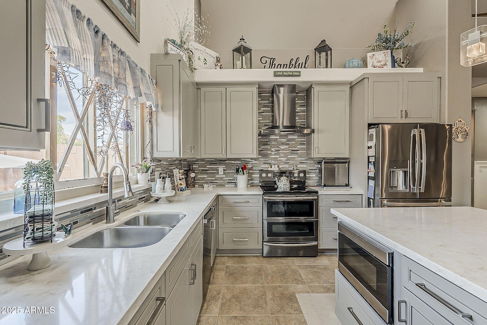 22-web-or-mls-25th Pl-22