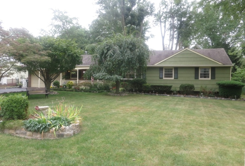 161 Lenox Ave, Green Brook, NJ 08812 - photo 1