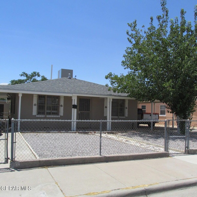 7516 Hermosillo Dr, El Paso, TX 79915 - photo 1