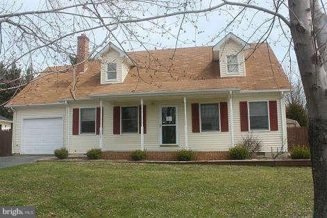 320 Hackberry Dr, Stephens City, VA 22655 - photo 1