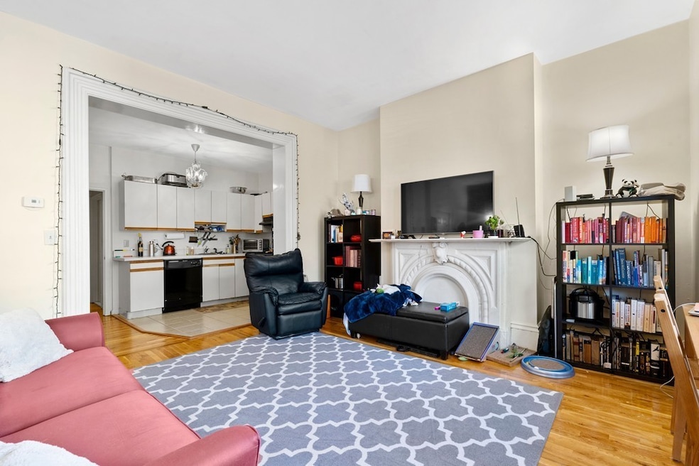 19 Upton St unit 2, Boston, MA 02118 - photo 1