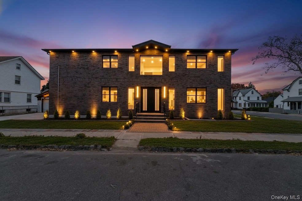 For Sale $1,749,000 • Co-Listing Agent