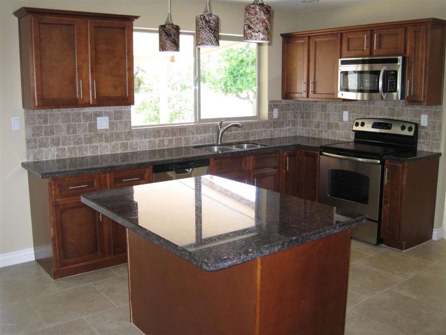 (01) Kitchen