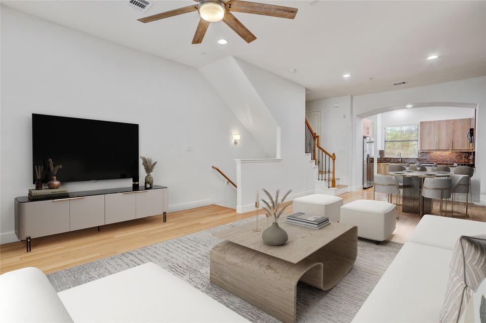Welcome to 2904 Chenevert Street #J. This open-con