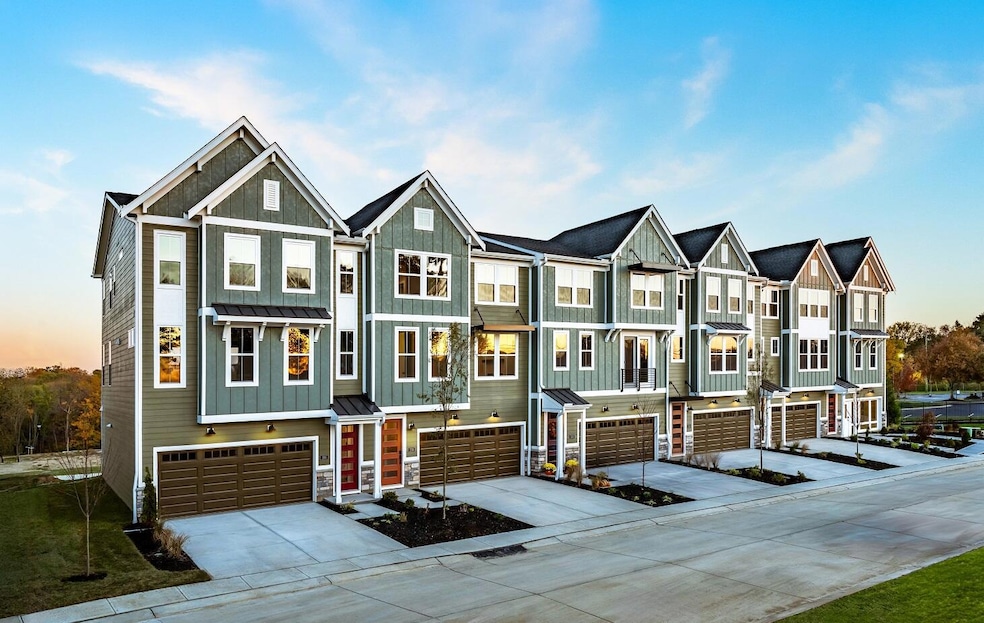 266 Meridian Way unit 8-606, Fort Mitchell, KY 41017 - photo 1