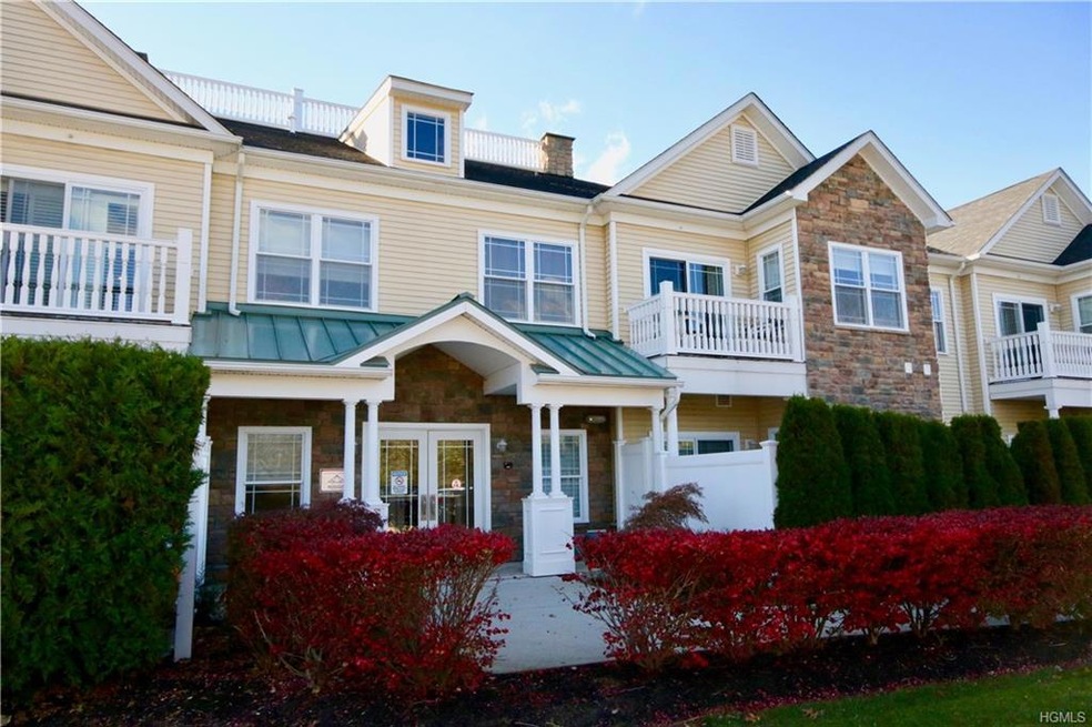 2308 Views Way, Pomona, NY 10970 - photo 1