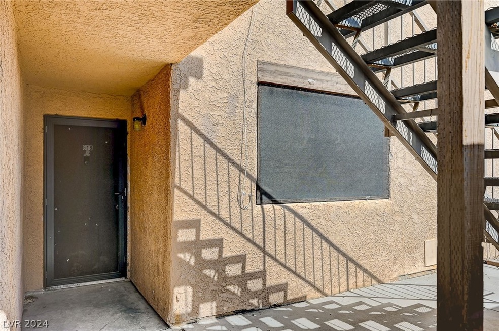 Fabulous Ground Floor Location!