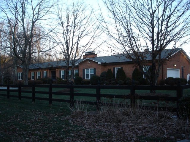 756 Mountain Top Ln, Cookeville, TN 38506 - photo 1