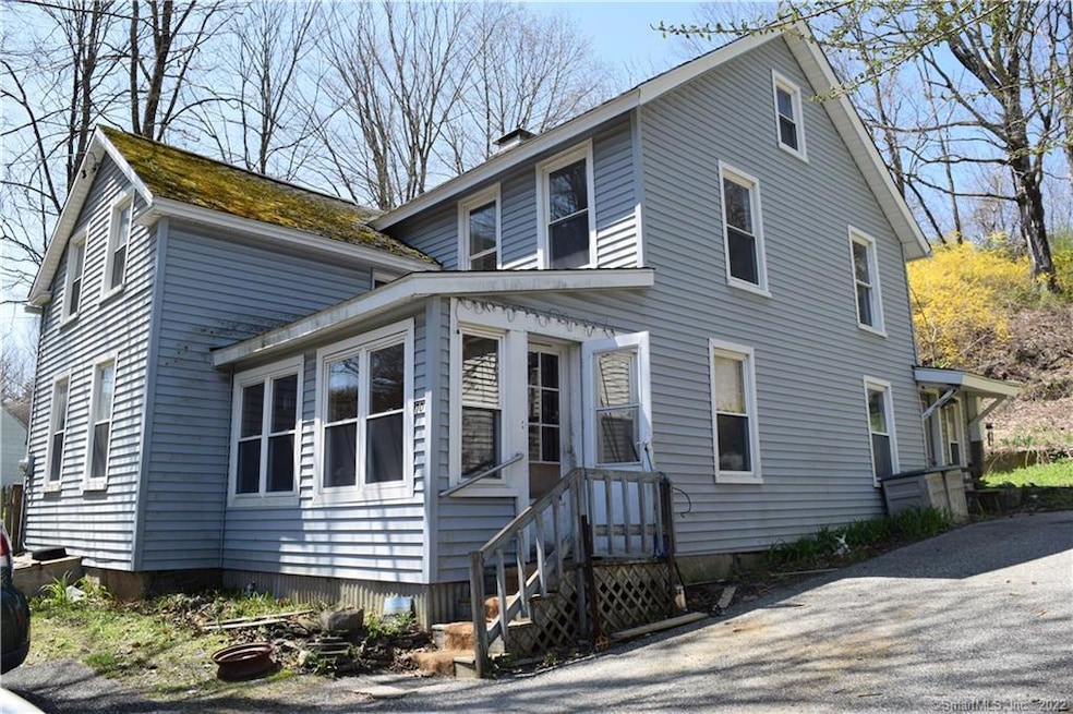 Enclosed front porch entry