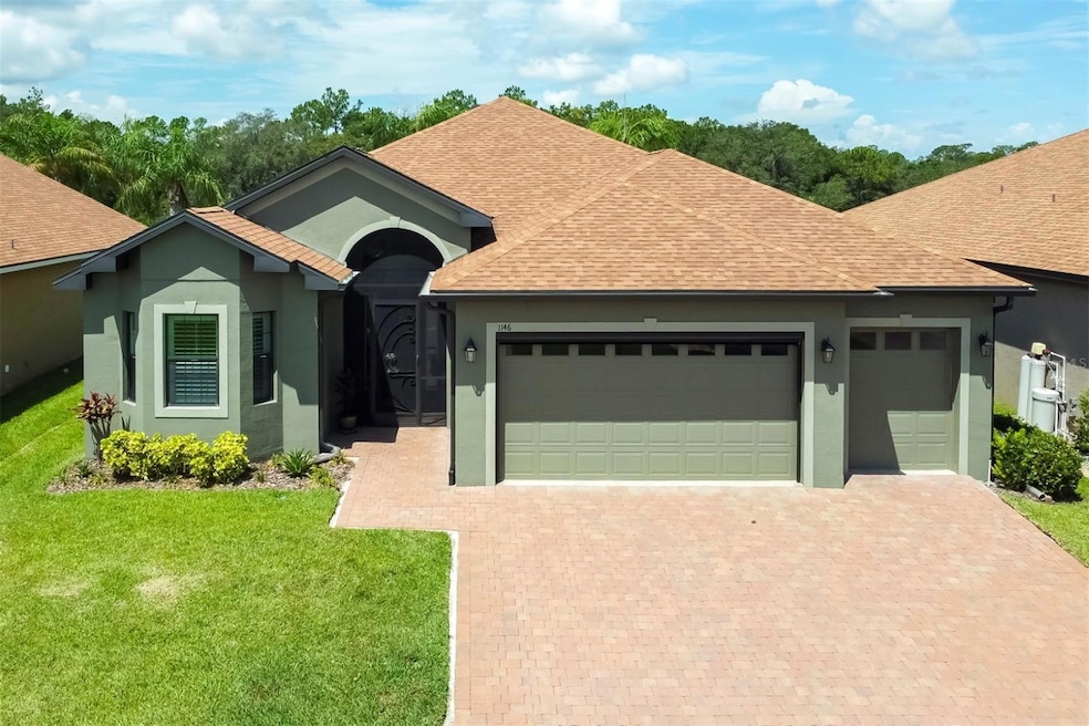 1146 Sawgrass Dr, Winter Haven, FL 33884 - photo 1