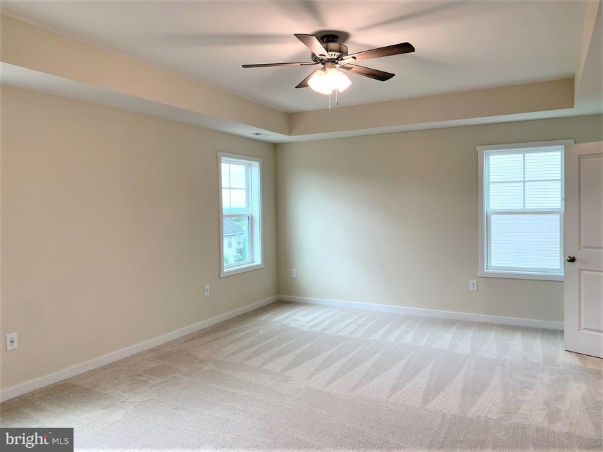 129 Constellation Rd, Inwood, WV 25428 - photo 1