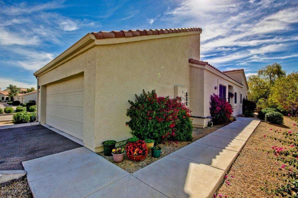 1 private walkway