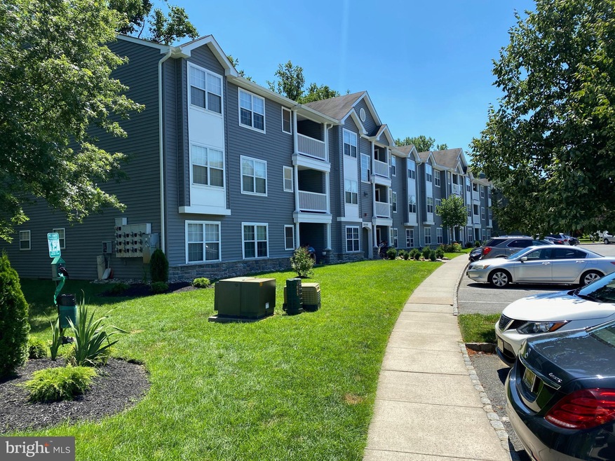 133 Natalie Rd unit 133, Riverside, NJ 08075 - photo 1