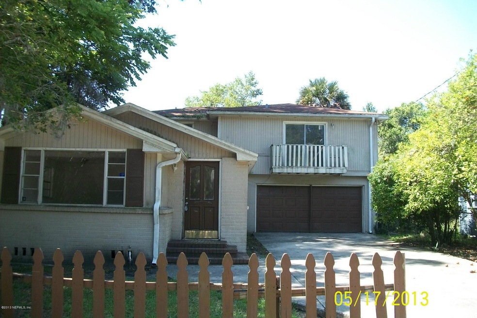 Front1 1846 Brewster