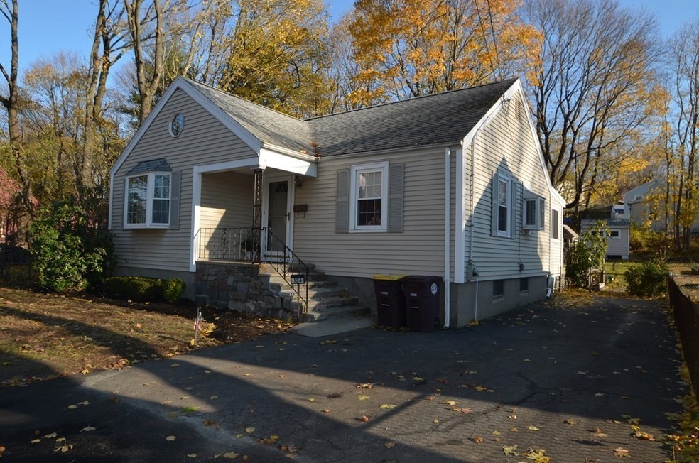 Sold $352,000 • Co-Listing Agent