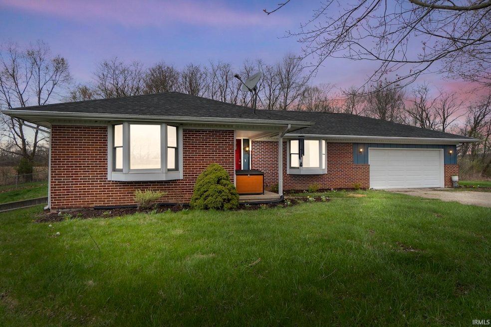 4862 N 825 W, Andrews, IN 46702 - photo 1