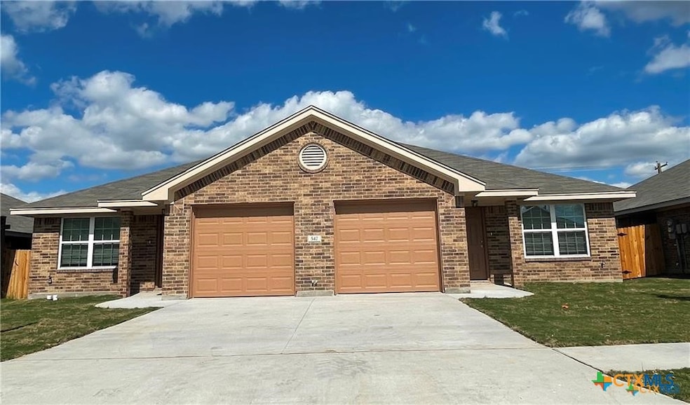 547 Lost Trail unit A, Copperas Cove, TX 76522 - photo 1