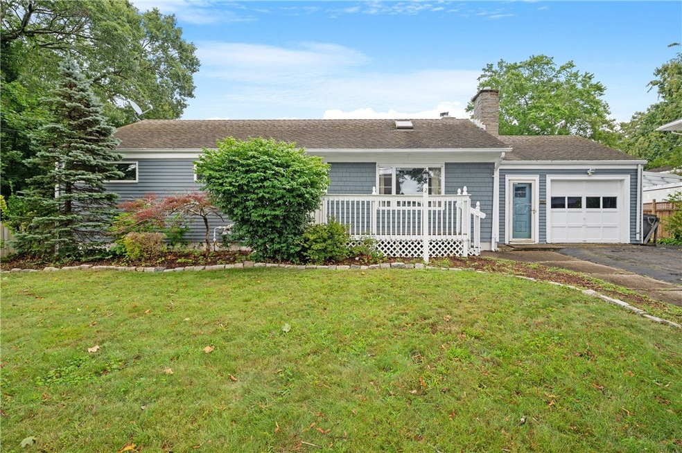 2 Howard St, Barrington, RI 02806 - photo 1