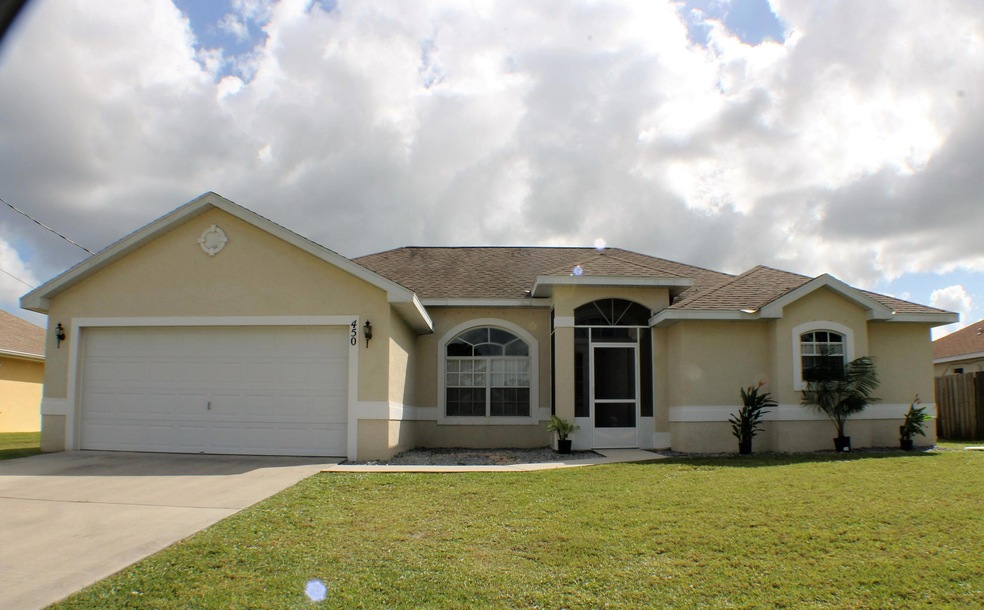 450 SW Carter Ave, Port Saint Lucie, FL 34983 - photo 1