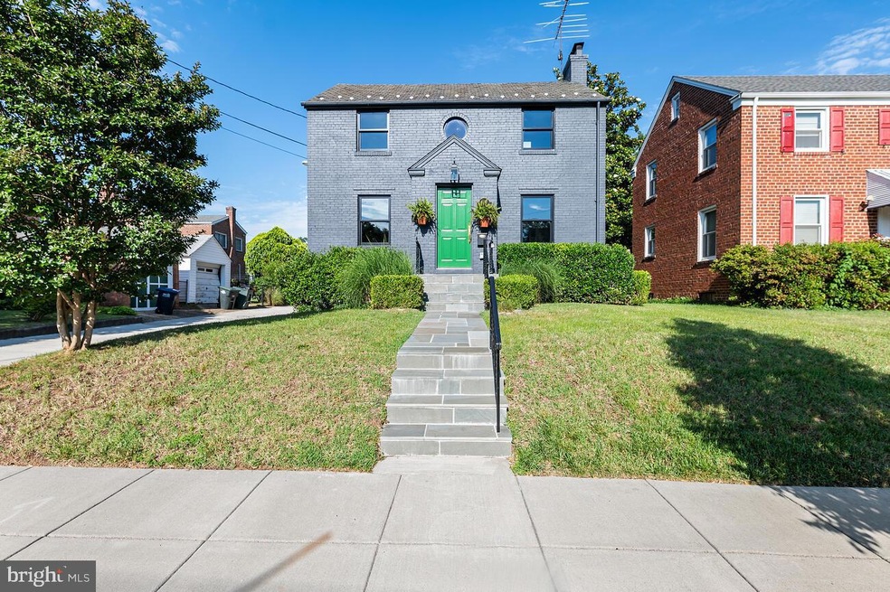 4317 19th Place NE, Washington, DC 20018 - photo 1