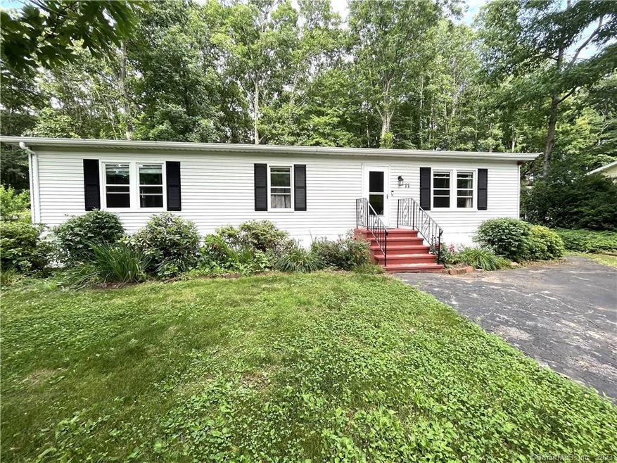 77 Colchester Commons, Colchester, CT 06415 - photo 1