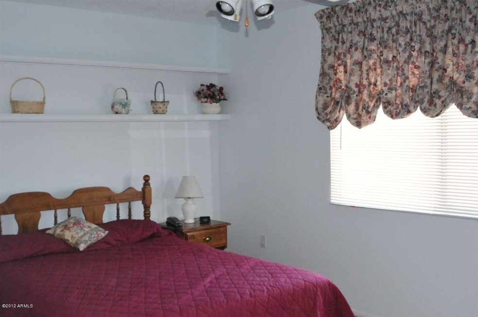 10408 W Cheryl Dr, Sun City, AZ 85351 - photo 1