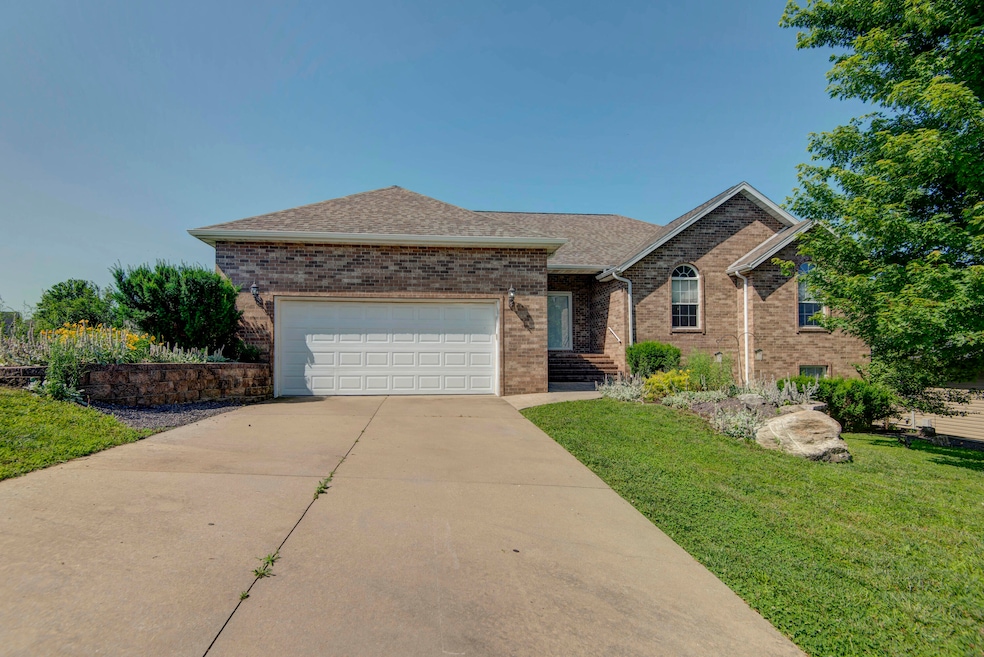 714 E Mining Camp Rd, Nixa, MO 65714 - photo 1