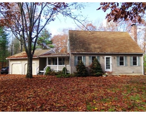 136 E Charlton Rd, Spencer, MA 01562 - photo 1