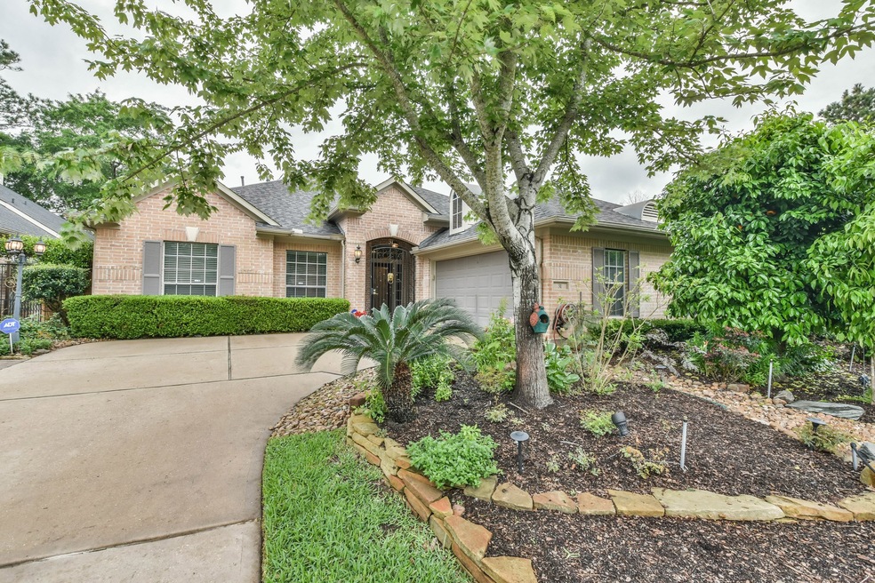 31 Rockledge Dr, Spring, TX 77382 - photo 1