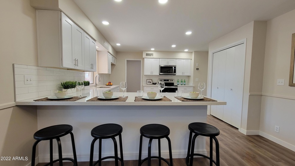 Kitchen Peninsula