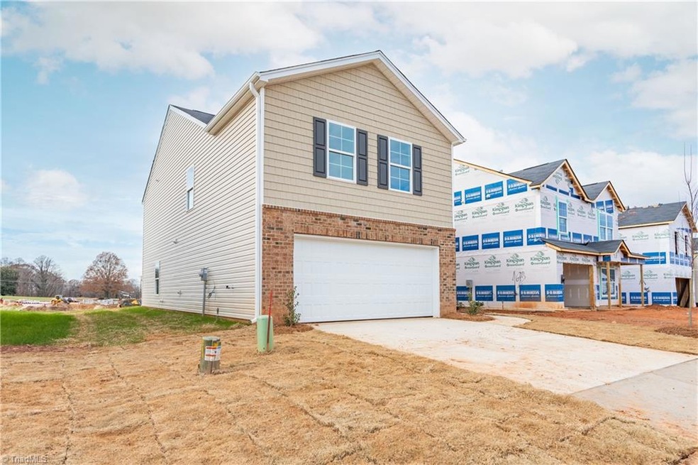 Stock photos of an Elston Floorplan