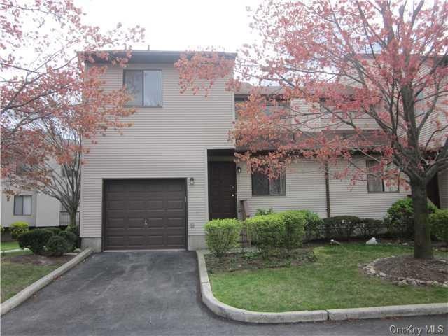 11 Ryan Ct unit B17, Nanuet, NY 10954 - photo 1