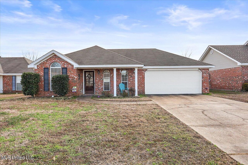 01-124 Cedar Spring Cir