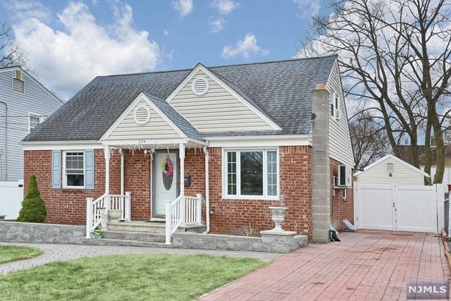 194 Carlson Place, Bergenfield, NJ 07621 - photo 1