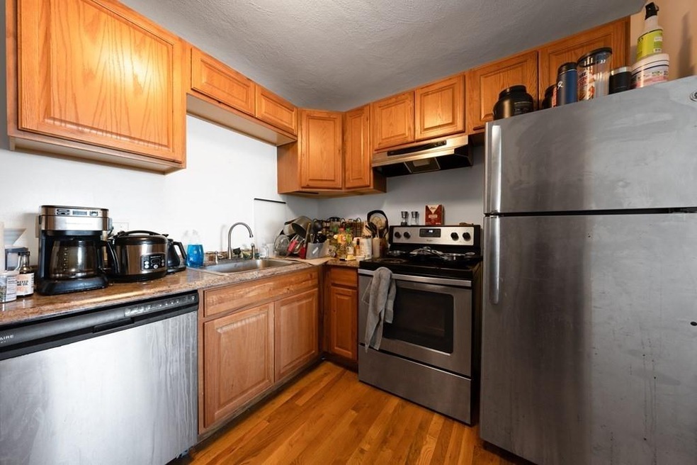 259 Summer St unit 7, Somerville, MA 02143 - photo 1