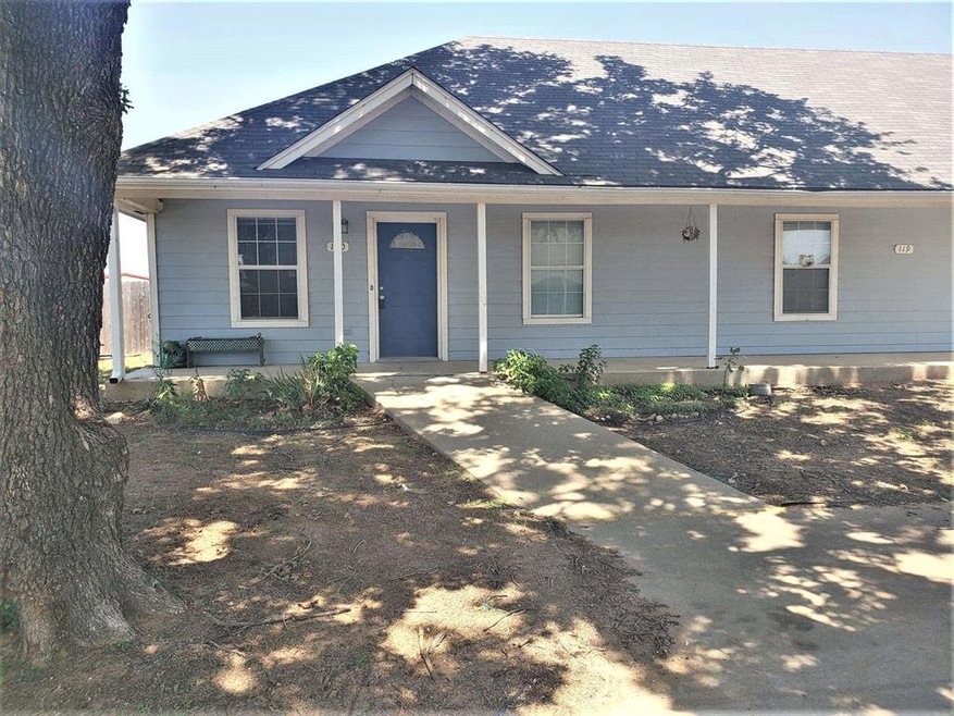 119 Pr 3230 unit 200, Bridgeport, TX 76426 - photo 1